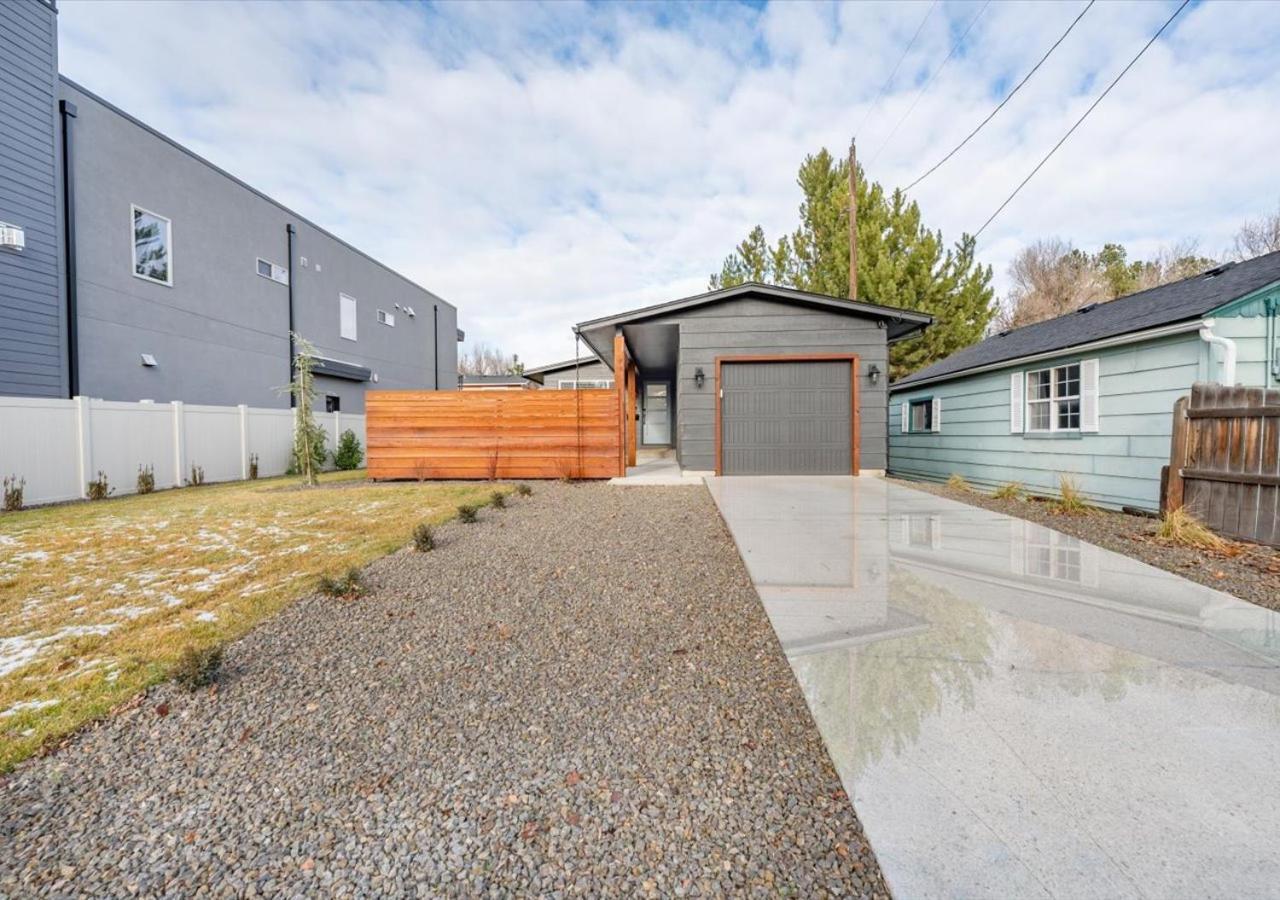 Mid Century Modern Boise-River Bungalow W/ Hot Tub Villa Exterior photo